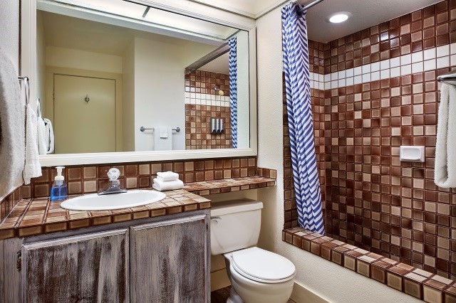 Bathroom with a tub